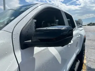 GMC Canyon 2024 4x4 AT4 4p Cabina de Tripulante 5 pies ST