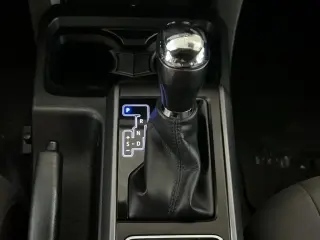 Toyota Tacoma 2016 4x4 SR5 V6 4p Camión de Acceso 6.1 pies LB