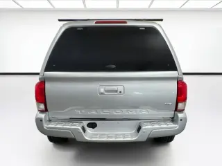 Toyota Tacoma 2016 4x4 SR5 V6 4p Camión de Acceso 6.1 pies LB