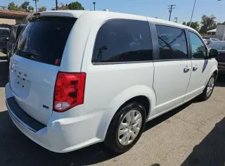 Dodge Grand Caravan 2018 SE 4p Mini-Furgoneta