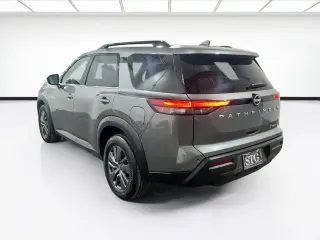 Nissan Pathfinder 2023 AWD SV 4dr SUV