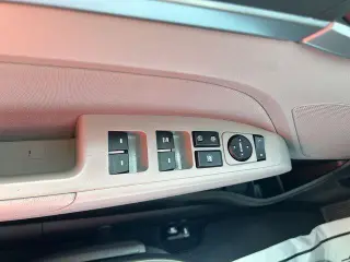 Hyundai ELANTRA 2018 SEL 4dr Sedan (EE. UU.)