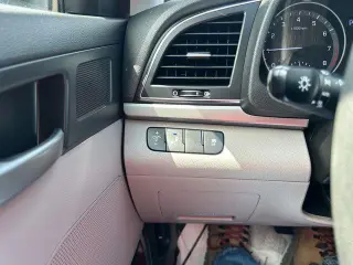 Hyundai ELANTRA 2018 SEL 4dr Sedan (EE. UU.)