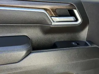 Chevrolet Silverado 1500 2025 4x2 LT 4dr Cabina de tripulación 5.8 ft. CB