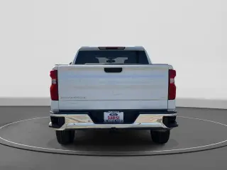 Chevrolet Silverado 1500 2025 4x2 LT 4dr Cabina de tripulación 5.8 ft. CB