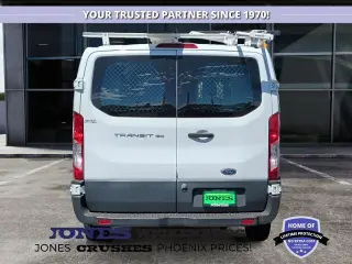 Ford Transit 2015 150 3dr SWB Tech Roof Camión de carga con puertas laterales de pasajero de 60/40