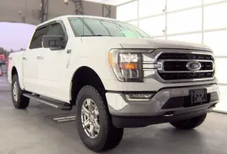 Ford F-150 2021 4x4 XLT 4p SuperCrew 5.5 ft. CB