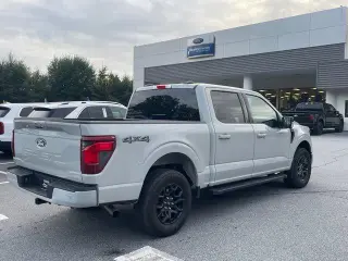 Ford F-150 2024 4x4 XLT 4dr SuperCrew 5.5 ft. SB