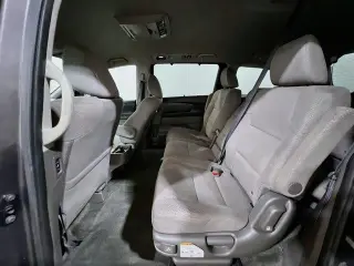 Honda Odyssey 2016 SE 4p Mini-Van