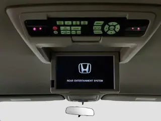 Honda Odyssey 2016 SE 4p Mini-Van