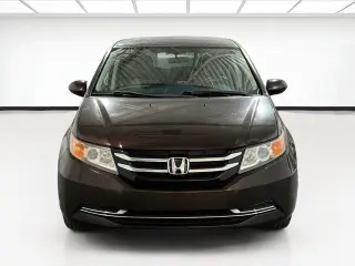 Honda Odyssey 2016 SE 4p Mini-Van