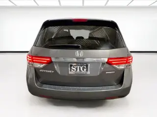 Honda Odyssey 2016 SE 4p Mini-Van