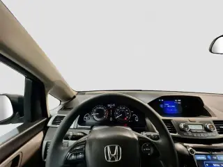 Honda Odyssey 2016 SE 4p Mini-Van