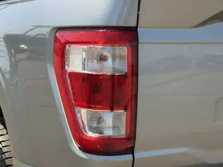 Ford F-150 2023 4x4 XL 4dr SuperCrew 5.5 ft. SB