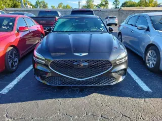 Genesis G70 2023 3.3T Standard 4p Sedan
