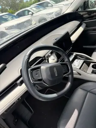 Lincoln Nautilus Híbrido 2025 AWD Premiere SUV de 4 puertas