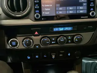 Toyota Tacoma 2022 4x4 TRD Todo Terreno 4p Doble Cab 6.1 ft PB