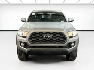 Toyota Tacoma 2022 4x4 TRD Todo Terreno 4p Doble Cab 6.1 ft PB