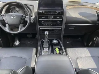 INFINITI QX80 2023 AWD Premium Select 4p SUV