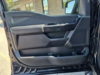 Ford F-150 2023 4x4 XL 4dr SuperCrew 5.5 ft. SB