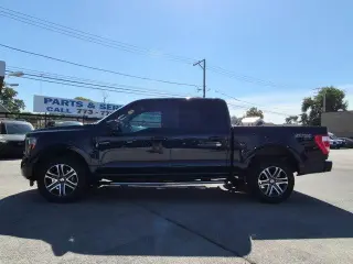 Ford F-150 2023 4x4 XL 4dr SuperCrew 5.5 ft. SB