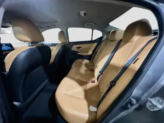 Nissan Sentra 2022 SV 4dr Sedán