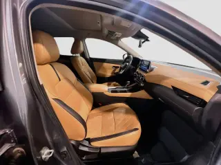 Nissan Sentra 2022 SV 4dr Sedán