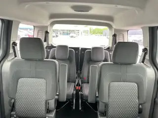 Ford Transit Connect 2023 XLT 4 puertas LWB furgoneta con puerta trasera elevadora