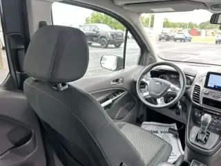 Ford Transit Connect 2023 XLT 4 puertas LWB furgoneta con puerta trasera elevadora