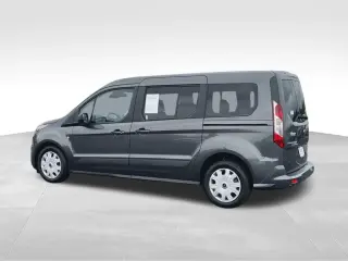 Ford Transit Connect 2023 XLT 4 puertas LWB furgoneta con puerta trasera elevadora