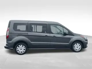 Ford Transit Connect 2023 XLT 4 puertas LWB furgoneta con puerta trasera elevadora