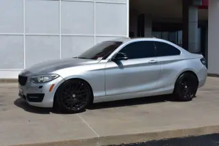 BMW Serie 2 2017 230i 2dr Coupé
