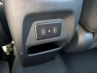 Hyundai VENUE 2025 Limited 4dr Crossover
