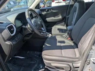 Hyundai VENUE 2025 Limited 4dr Crossover