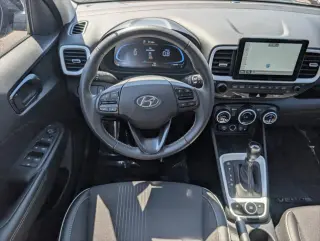 Hyundai VENUE 2025 Limited 4dr Crossover