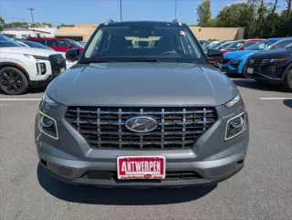 Hyundai VENUE 2025 Limited 4dr Crossover