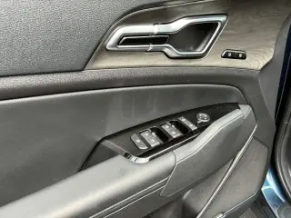 Kia Sportage Híbrido Enchufable 2024 AWD X-Line Prestige 4dr SUV