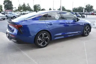 Kia K5 2025 GT-Line 4dr Sed n
