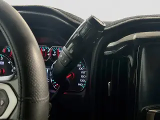 Chevrolet Silverado 1500 2018 4x4 LT 4p Puerta trasera Cabina de Tripulación 5.8 ft. CB