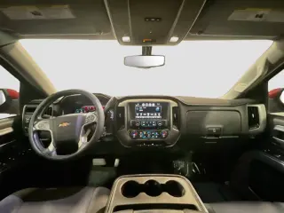 Chevrolet Silverado 1500 2018 4x4 LT 4p Puerta trasera Cabina de Tripulación 5.8 ft. CB