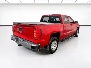 Chevrolet Silverado 1500 2018 4x4 LT 4p Puerta trasera Cabina de Tripulación 5.8 ft. CB