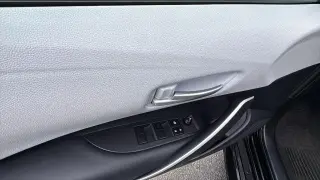 Toyota Corolla 2025 FX 4p Sedan
