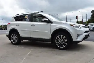 Toyota RAV4 2018 AWD Limited 4dr SUV