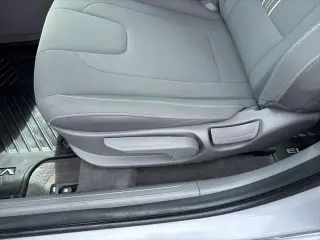 Hyundai ELANTRA 2025 SEL Sport 4dr Sedán