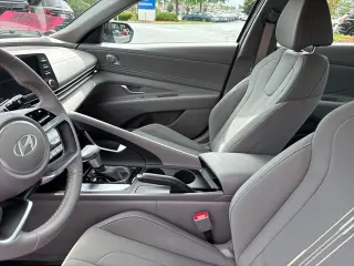 Hyundai ELANTRA 2025 SEL Sport 4dr Sedán