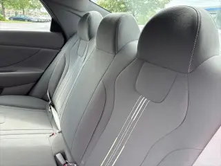 Hyundai ELANTRA 2025 SEL Sport 4dr Sedán