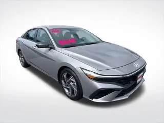 Hyundai ELANTRA 2025 SEL Sport 4dr Sedán