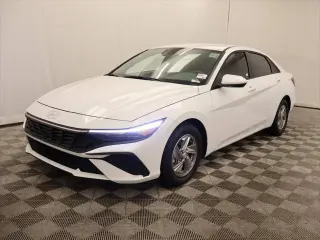 Hyundai ELANTRA 2026 SE 4dr Sedán