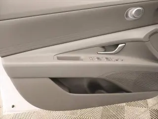 Hyundai ELANTRA 2026 SE 4dr Sedán