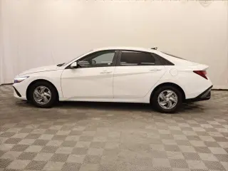 Hyundai ELANTRA 2026 SE 4dr Sedán